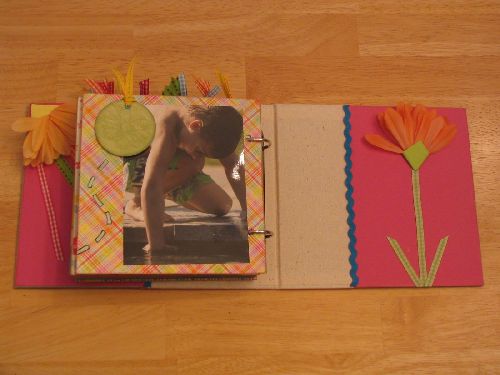 Learn how to create mother scrapbook using these mother scrapbook ideas layouts.